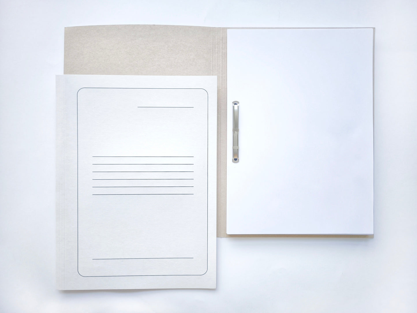 Kartoninis aplankas SMLT, su įsegėle, A4, 450 g