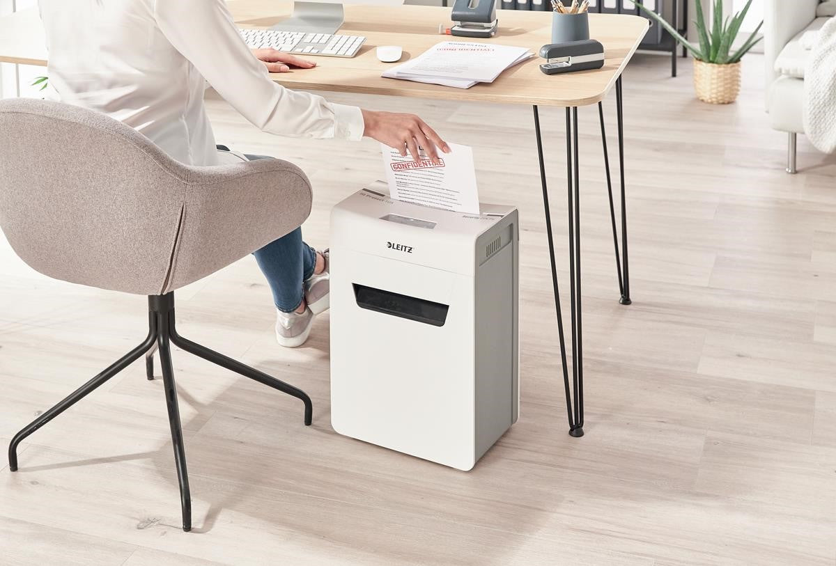 Dokumentų naikiklis LEITZ IQ Protect Premium 10X P4