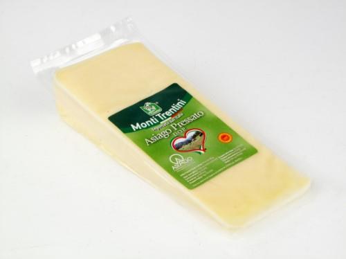 Puskietis sūris ASIAGO Fresco pressato, RSM 44%, 200 g