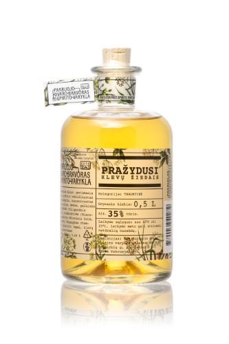 Trauktinė, Pražydusi klevų žiedais, 35%, 0.5 l