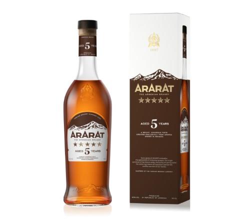 Brendis ARARAT 5YO, 40% , 0,5l su dėžute