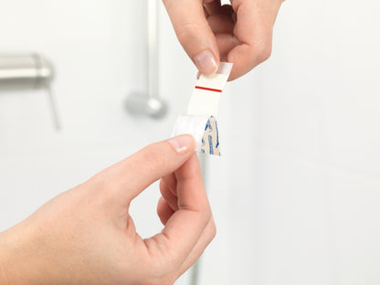 Dvipusio lipnumo nuimamos juostelės TESA Powerstrips Waterproof Strips Large, didelės,atsparios vandeniui, 6vnt.