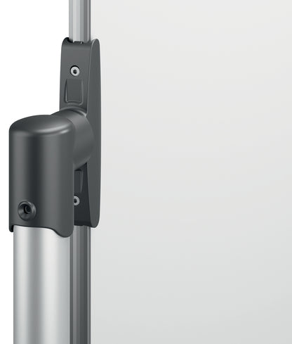 Dvipusė vartoma emaliuota magnetinė lenta NOBO, 90x120 cm, mobilus stovas, balta sp.