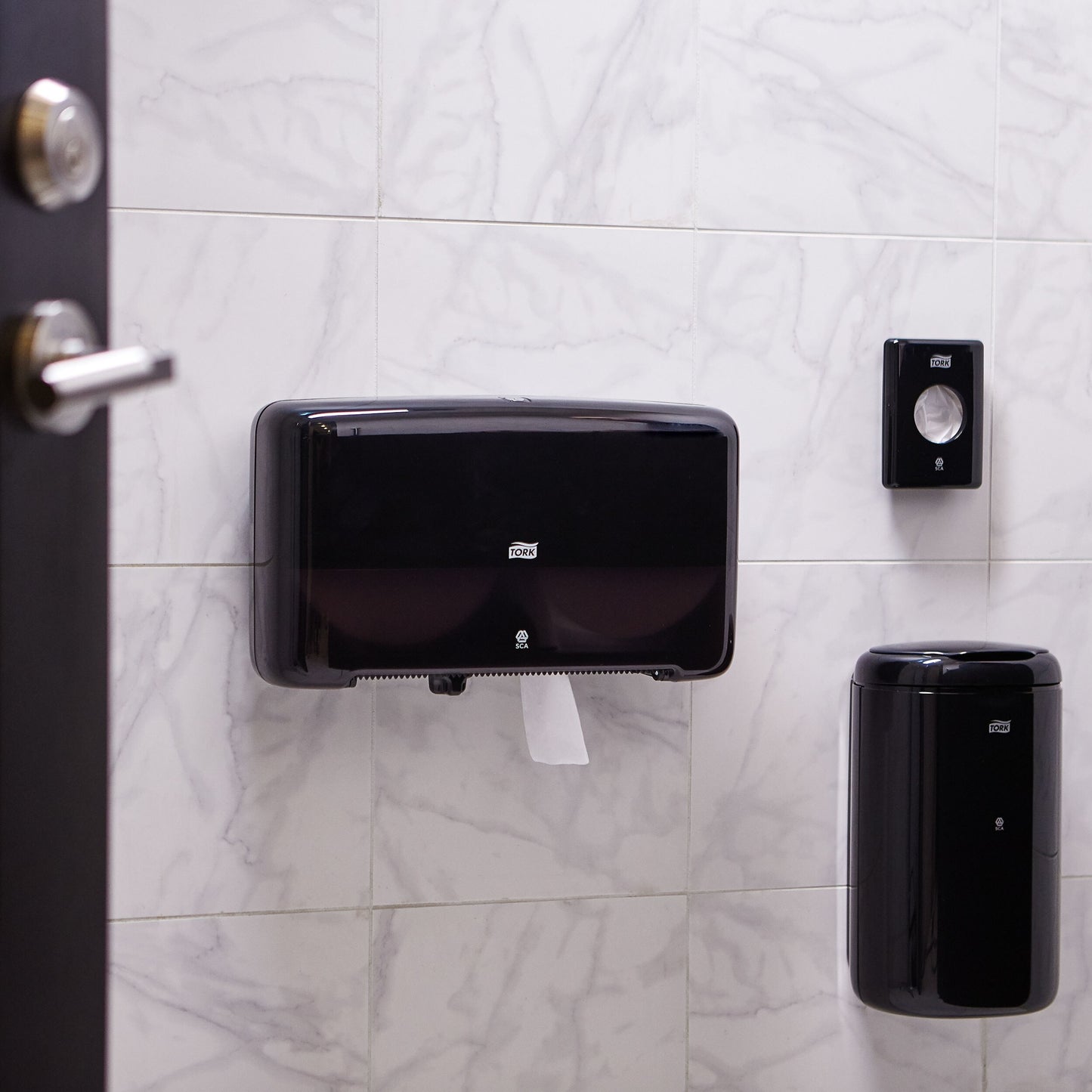 Toilet paper TORK PREMIUM MINI JUMBO EXTRA SOFT T2, 3 ply, 9.4 cm x 120 m, 110255