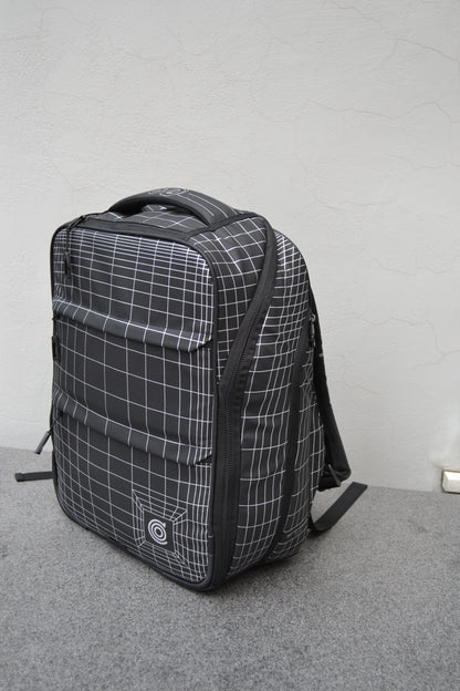 Forminė kuprinė 3D kolekcija OUT OF CONTROL PEOPLE, 27 litrų talpos